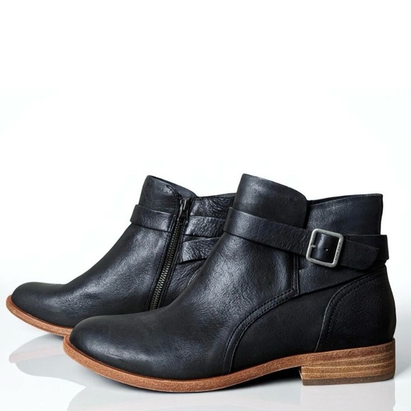Kork-Ease black leather booties. - Picture 1 of 10